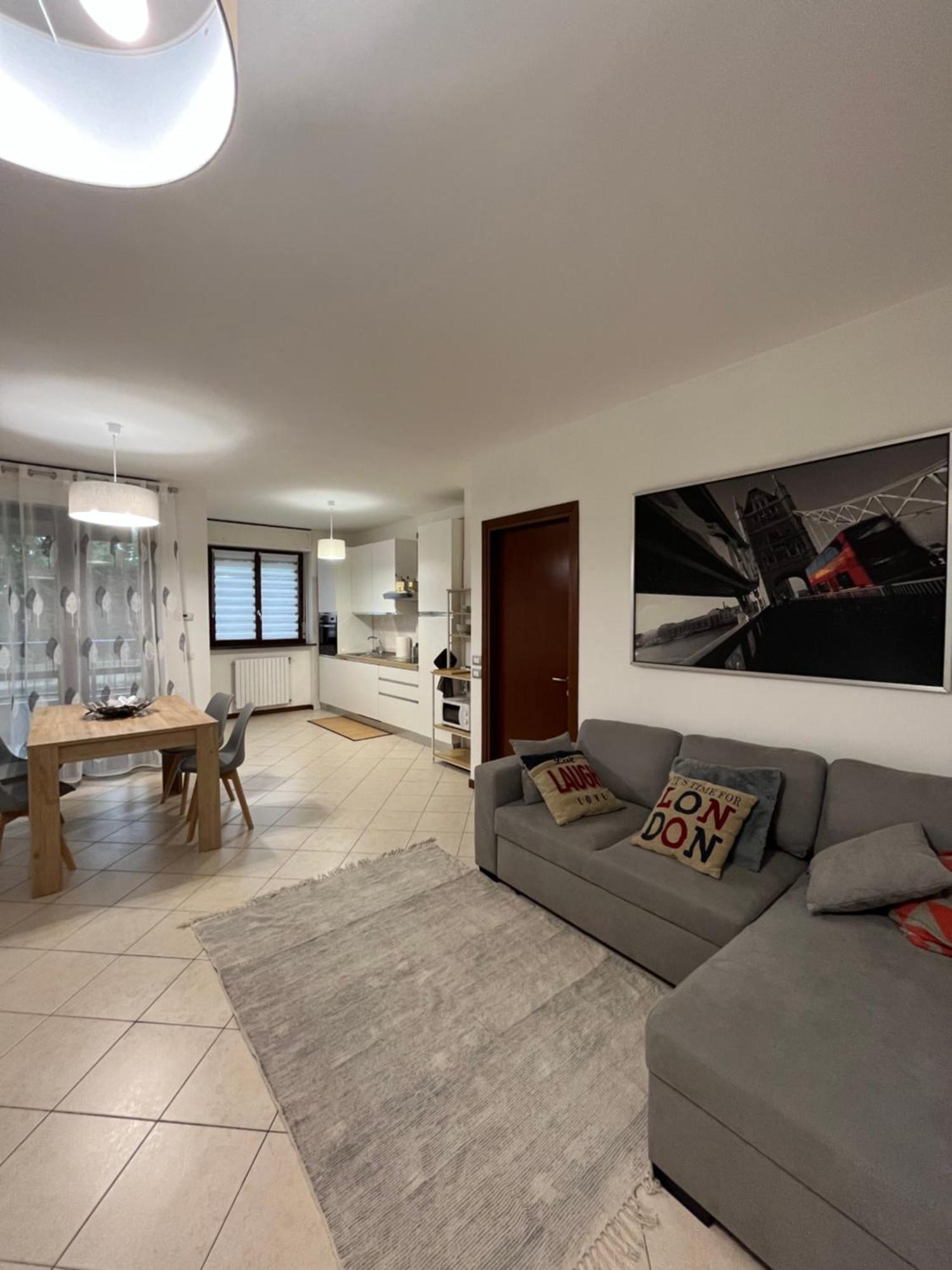 Vanzago Elegante Casa -Rho Fiera 아파트 외부 사진