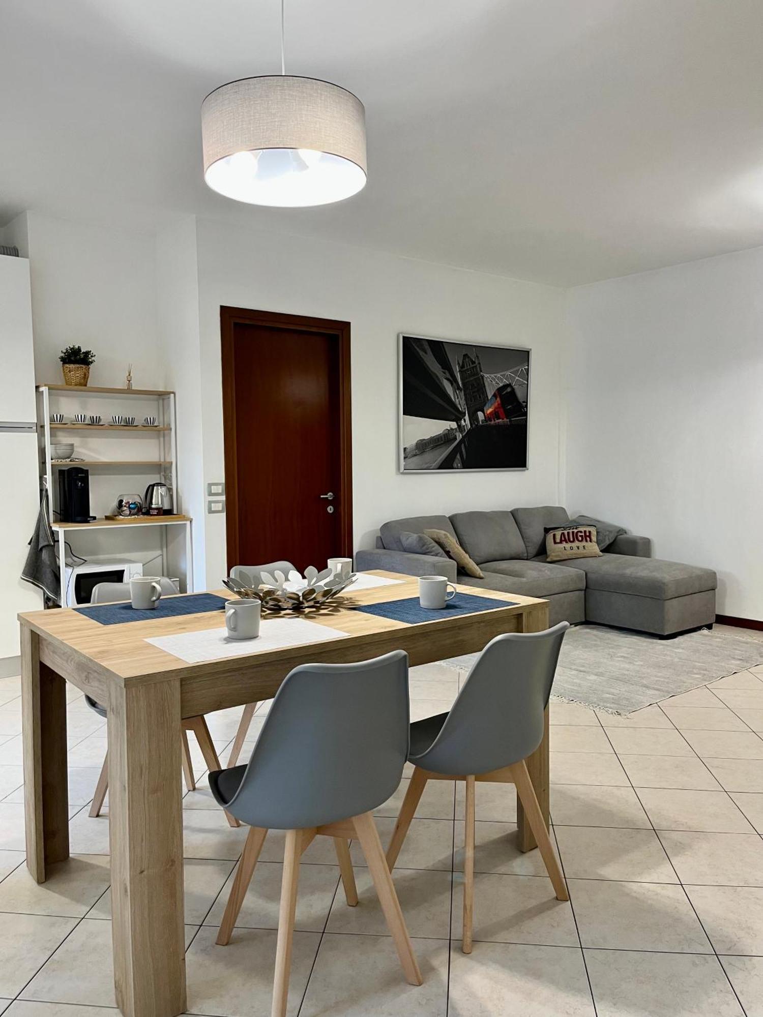 Vanzago Elegante Casa -Rho Fiera 아파트 외부 사진